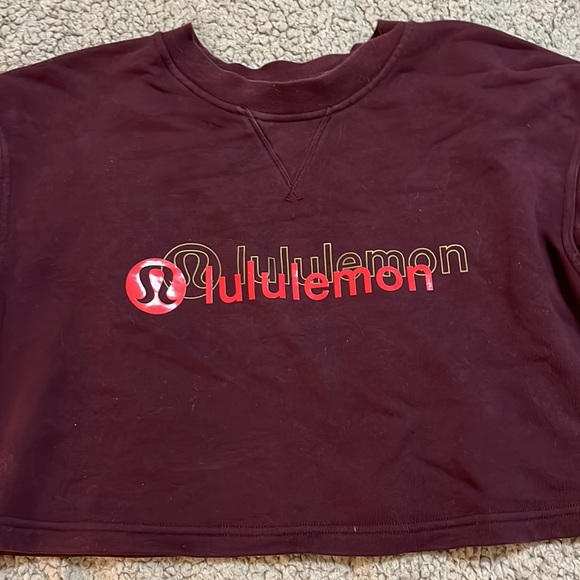 Lululemon cropped sweatshirt - Picture 2 of 3